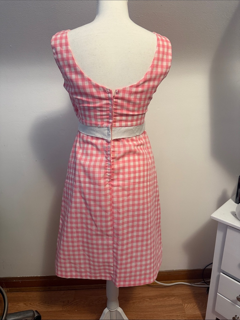 VINTAGE handmade Sleeveless Pink Gingham Belted Dress - Picture 3 of 10